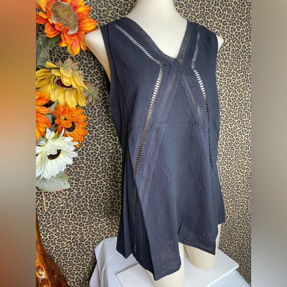 🌴3/$30🌴DOE & RAE Black Lightweight Embroidered Cotton Tank Top NWT - Picture 4 of 11